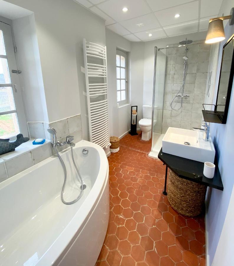 Domaine Les Muriers Bed & Breakfast 2*